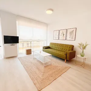 https://homely-malaga-cienfuegos-plaza-de-la-merced-con-vistas.es-andalucia.com